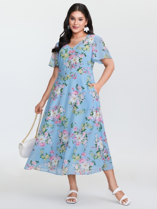 BloomChic Dresses & Skirts - BloomChic Sky Blue Floral Maxi Dress